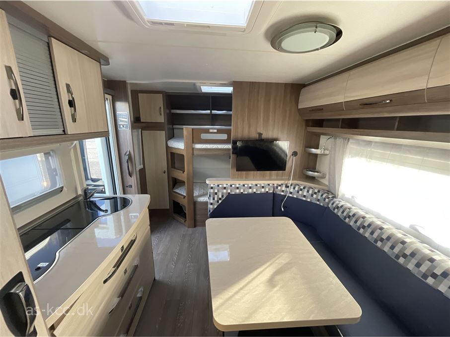 Hobby De Luxe 560 KMFe