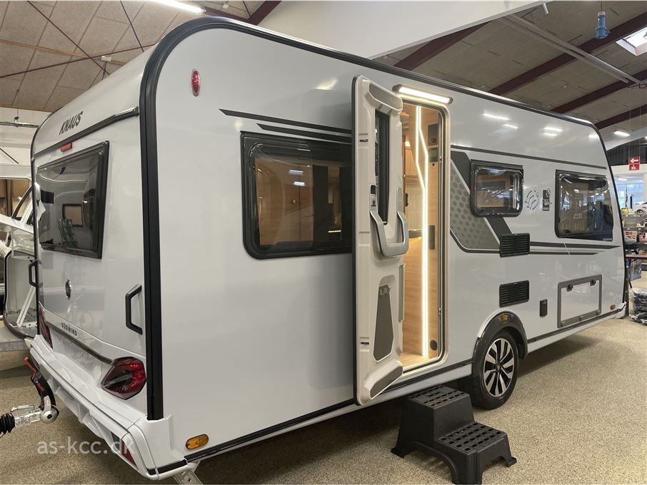 Knaus Südwind Black Selection 500 EU