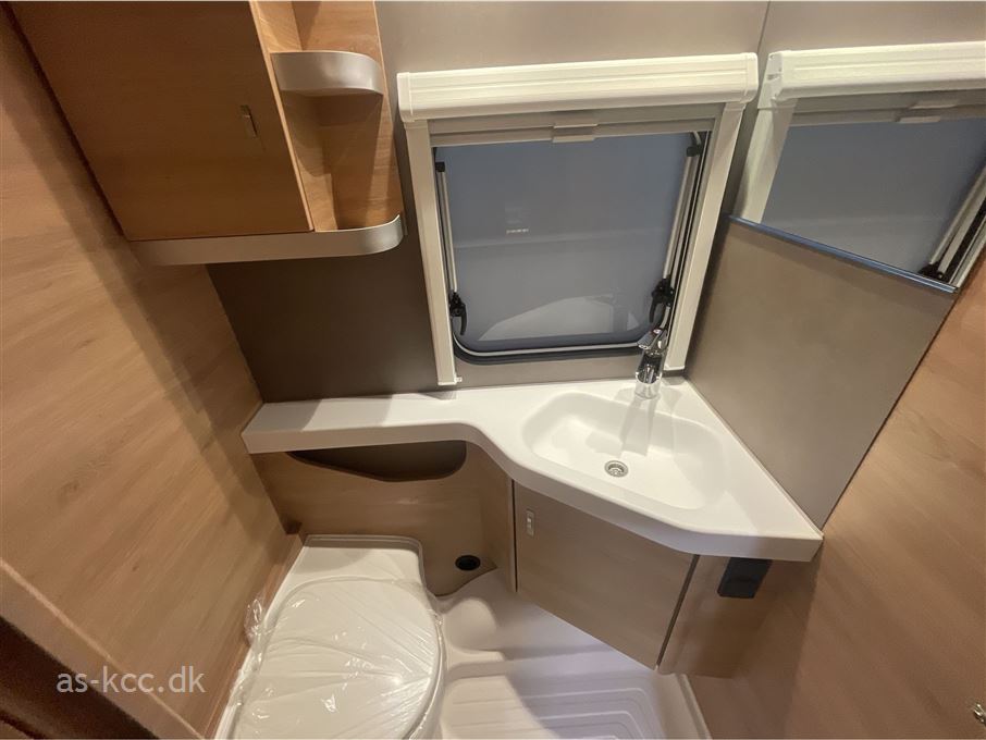 Knaus Südwind Black Selection 500 EU