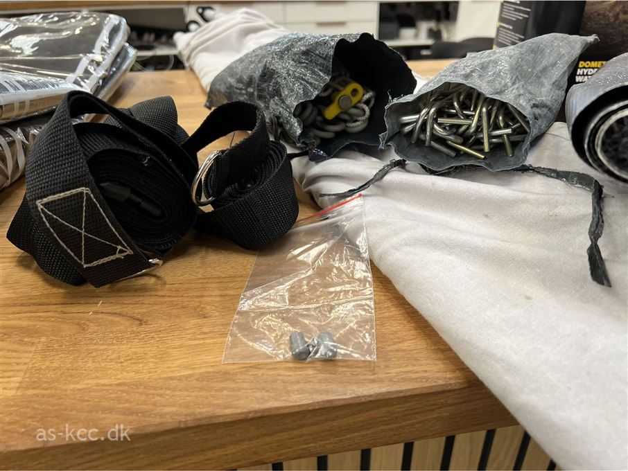 Brugt Fiamma posemarkise 440x225, m. sider og front fra WeCamp