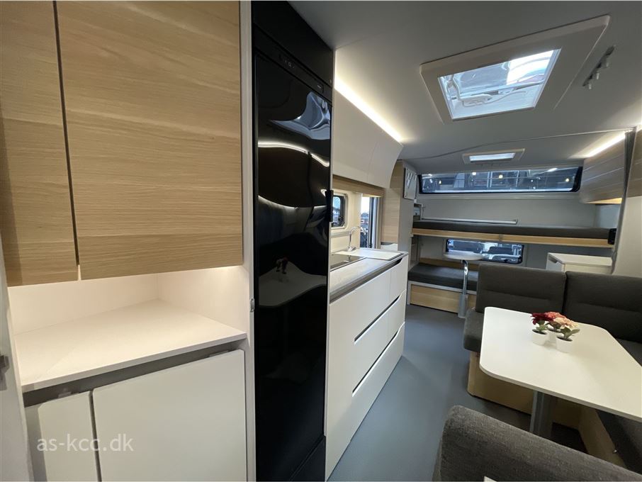 Adria Adora 613 PK Teen