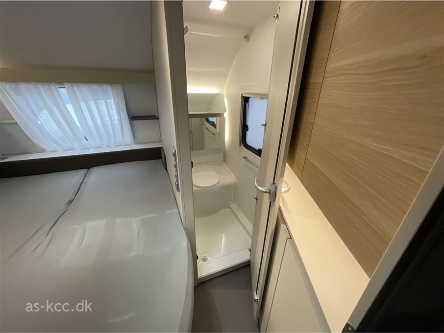 Adria Adora 613 PK Teen