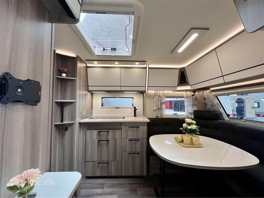 Kabe Estate 560 GLE KS