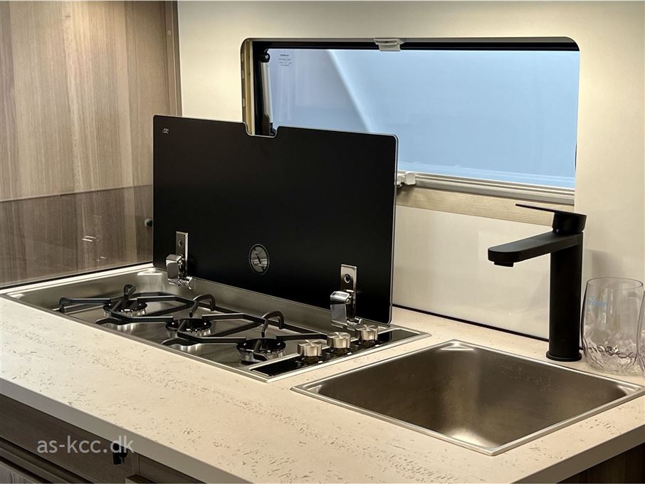 Kabe Estate 560 GLE KS
