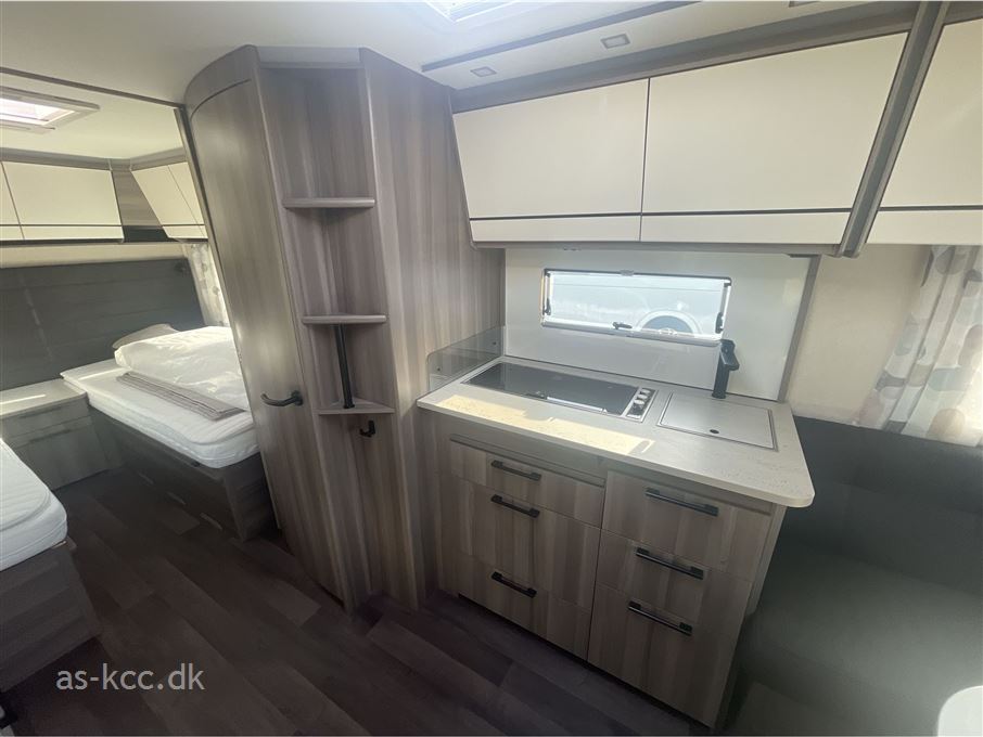 Kabe Estate 560 GLE KS