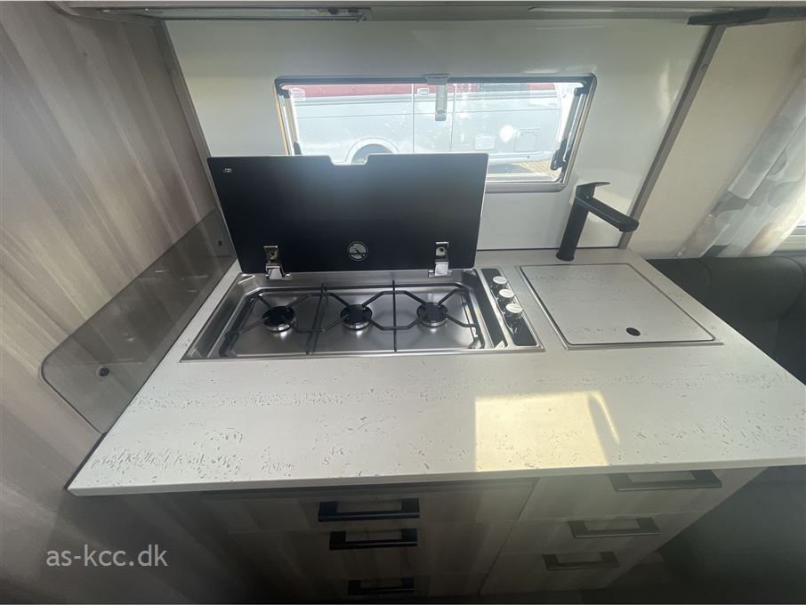 Kabe Estate 560 GLE KS