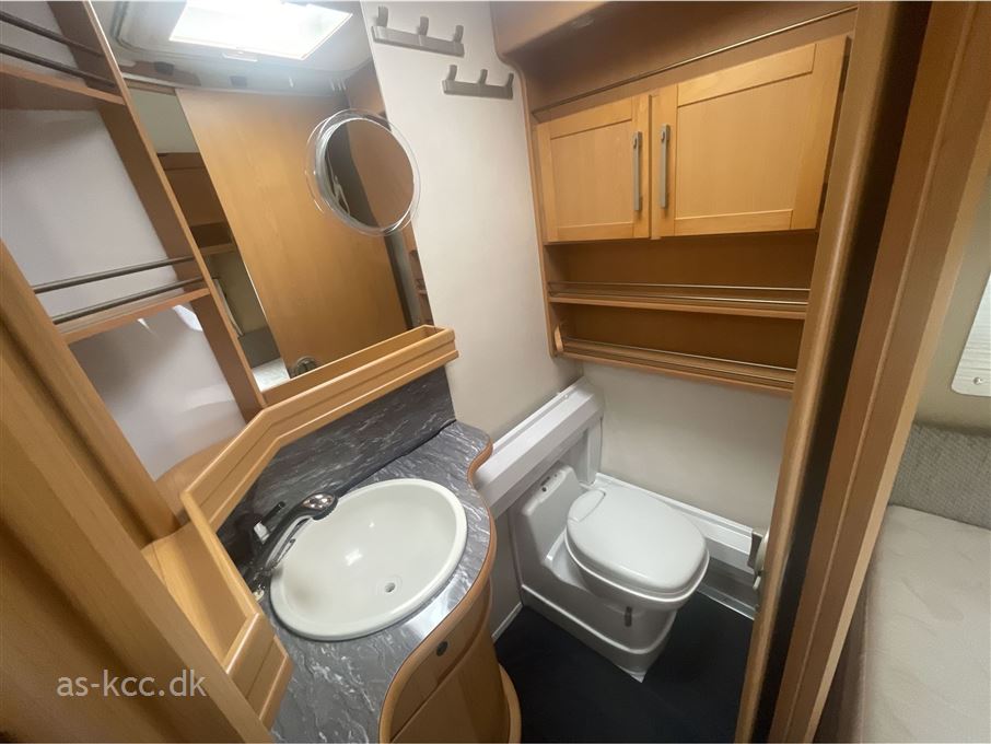 Kabe Royal 560 XL KS