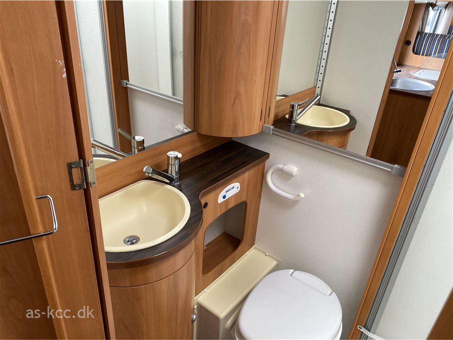 Hymer Camp HYMER 2,2 eg