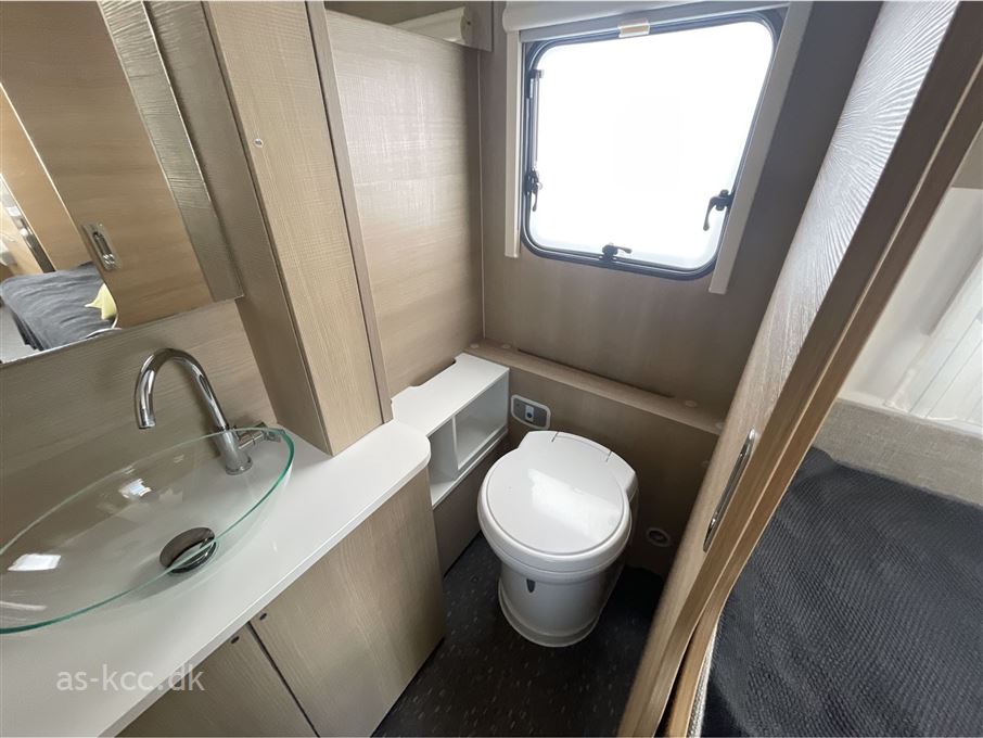 Adria Adora 572 UT