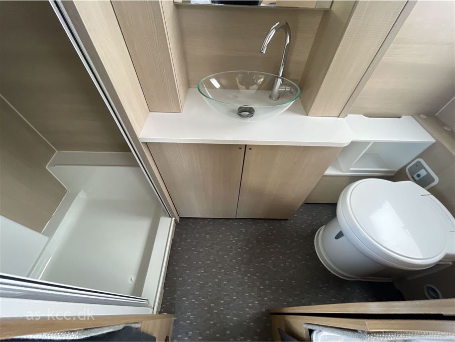 Adria Adora 572 UT