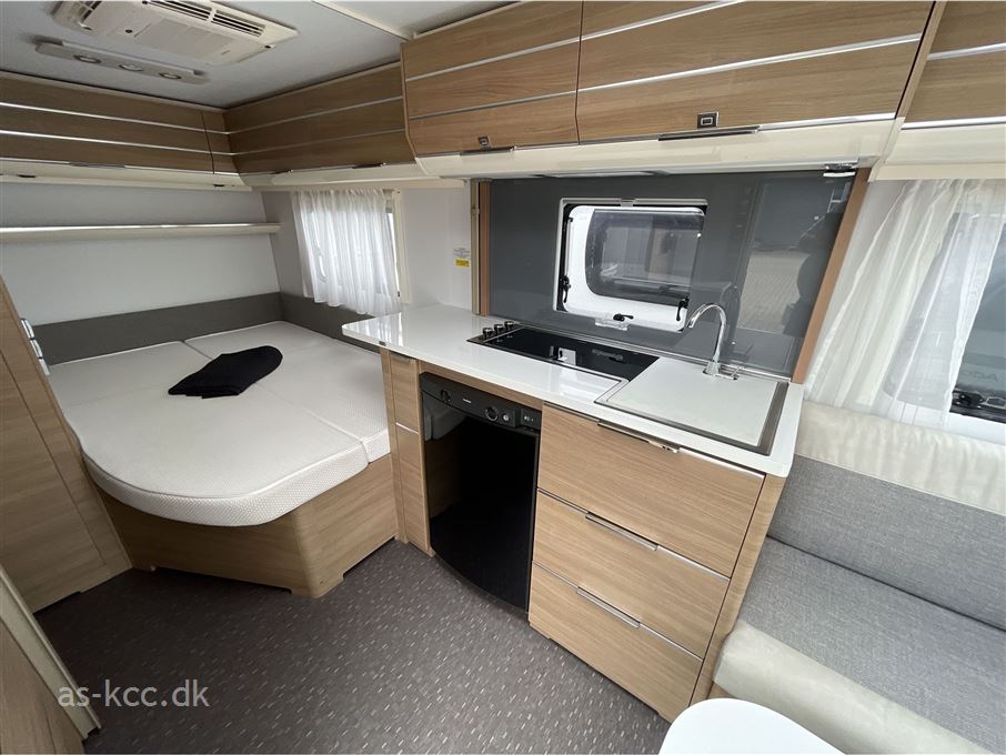 Adria Adora 472 UP Supreme Edition Alde Centralvarme