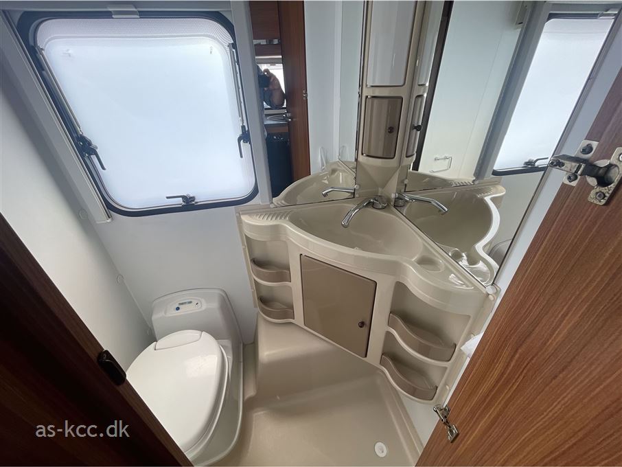 Adria Adora 472 LU