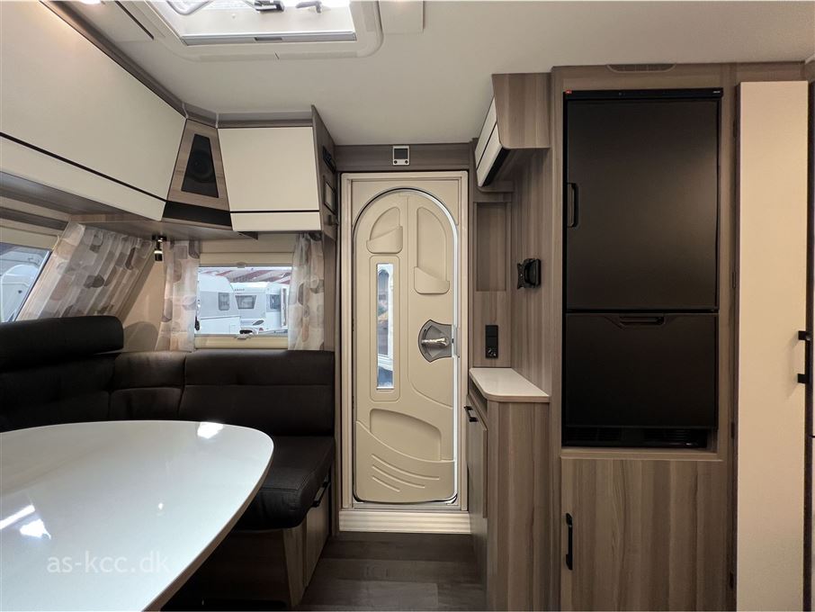 Kabe Estate 470 XL/KS