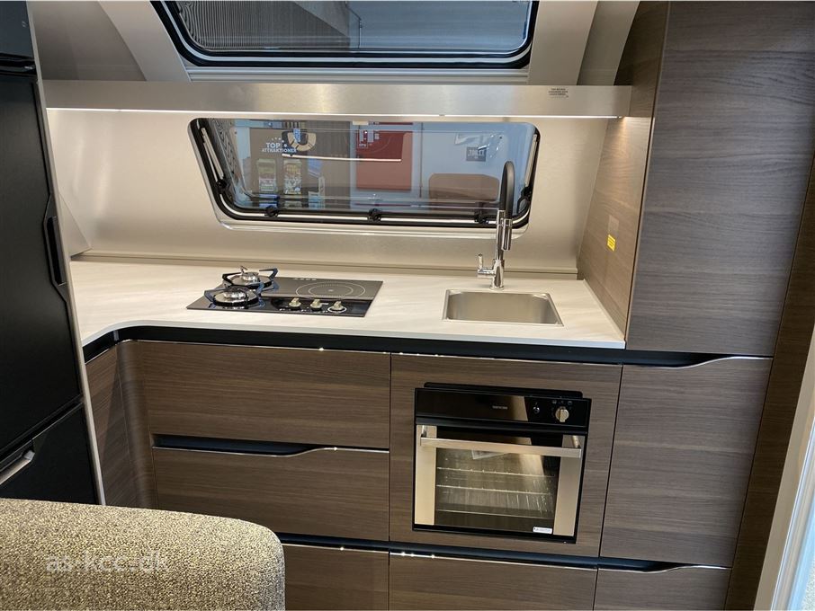 Adria Alpina 663 HT Twin Alde Centralvarme