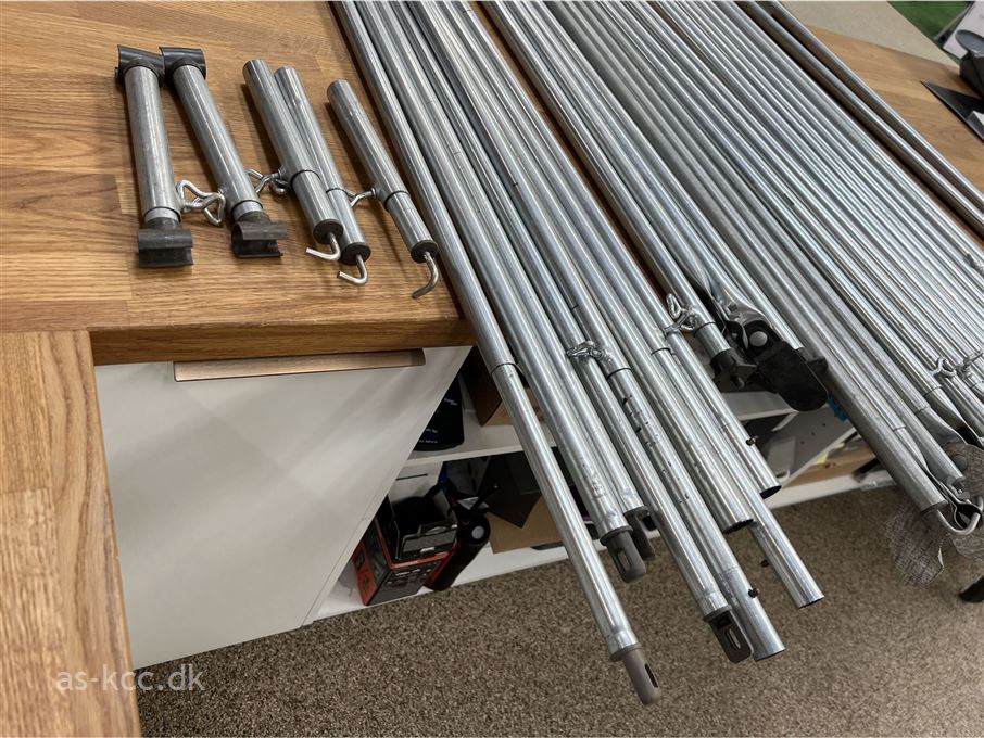 Brugt zinox stålstel 300 G19-20: A-mål: 1000-1075