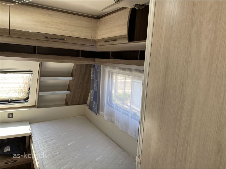 Hobby De Luxe 495 UL