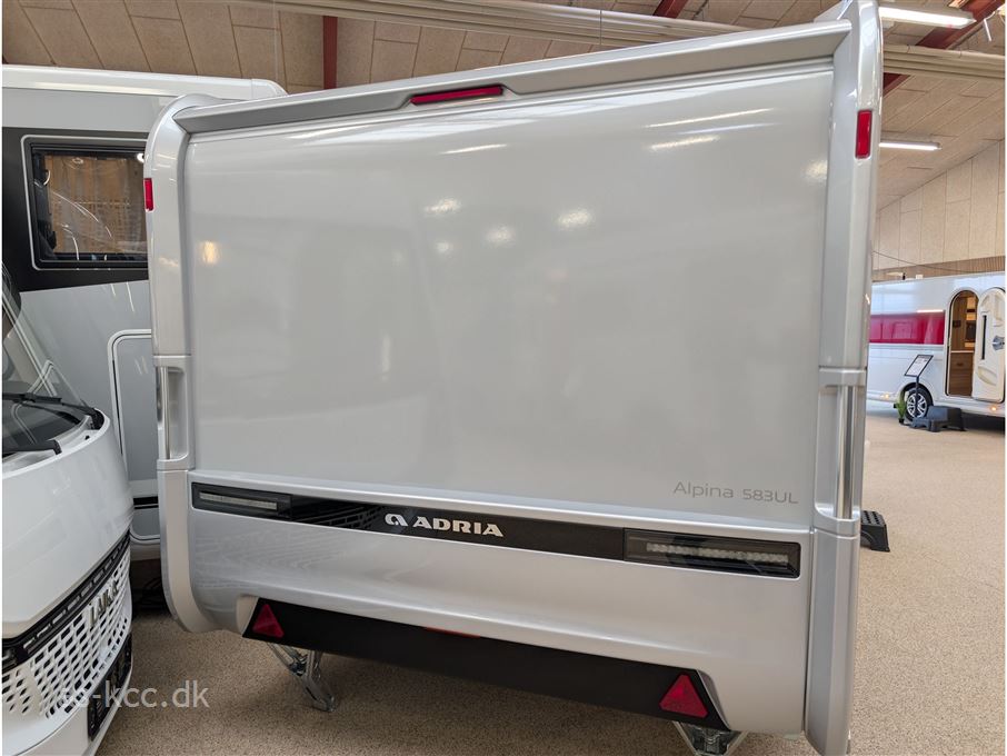 Adria Alpina 583 UL