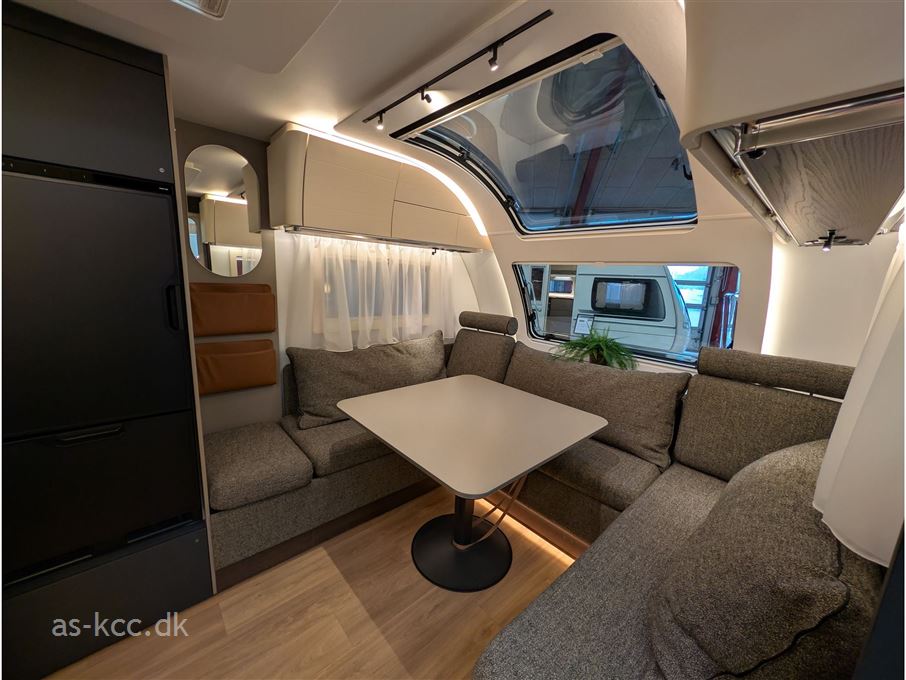 Adria Alpina 583 UL
