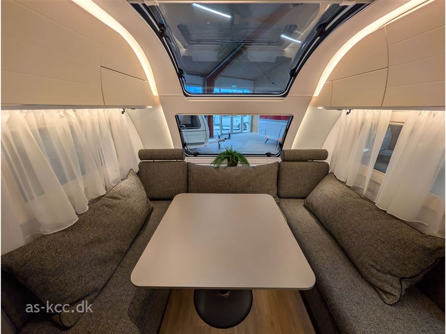 Adria Alpina 583 UL