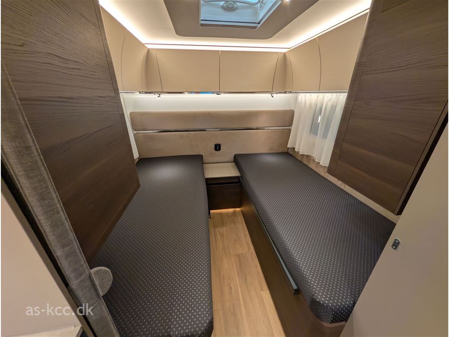 Adria Alpina 583 UL