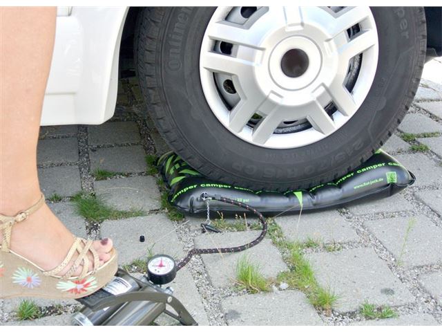 Flat-Jack Camper Plus - Oppustelig niveaukile