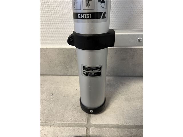 Teleskopstige 9 trin med magnetadapter og taske