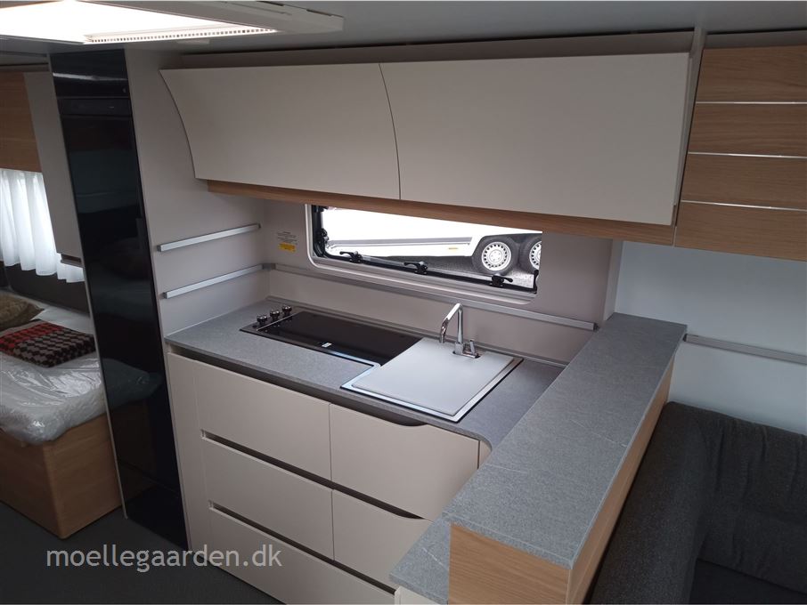 Adria Adora 613 UL Centralvarme