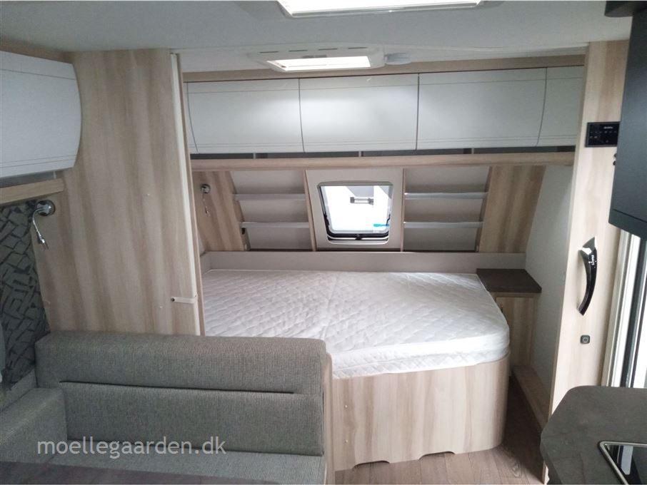 Hobby De Luxe 545 KMF