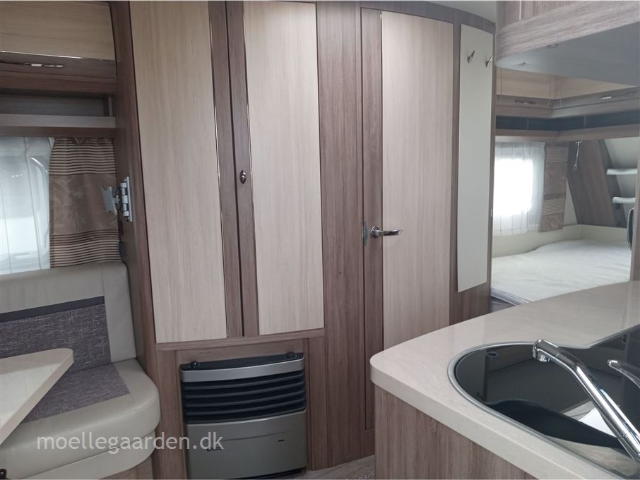 Hobby De Luxe 495 UL