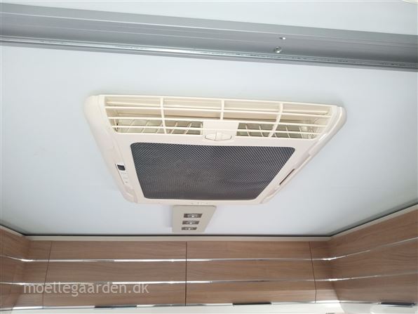 Adria Adora Supreme 502 UL Edition