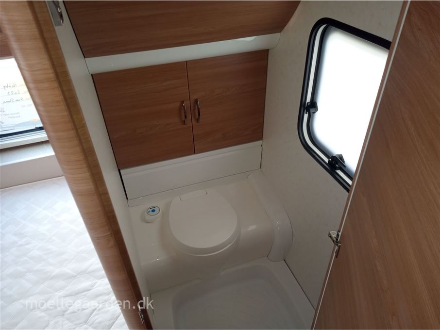 Hobby De Luxe 400 SFE
