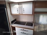 Hobby De Luxe 400 SFE