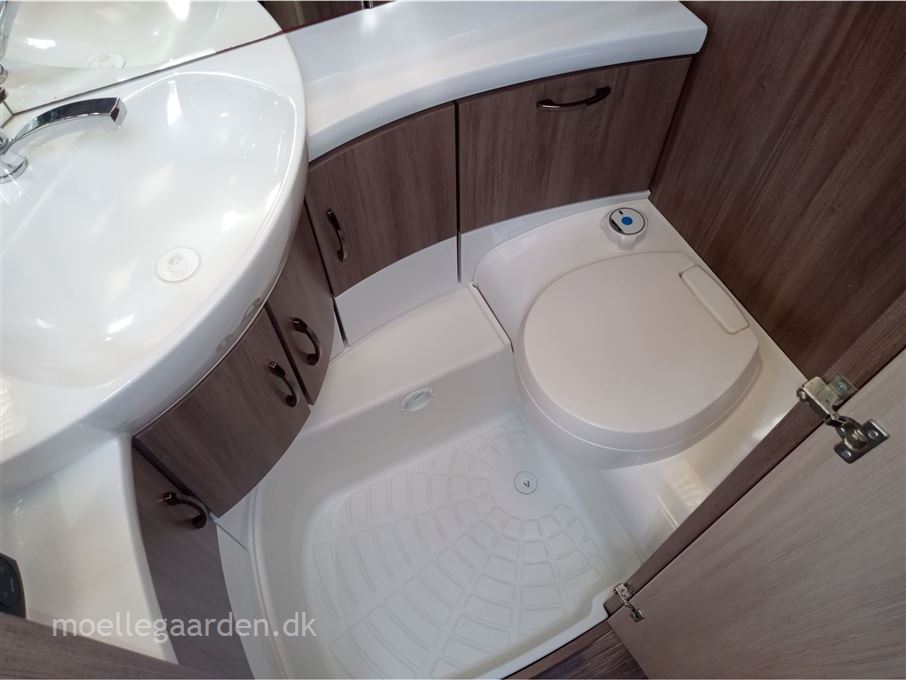 Hobby De Luxe 440 SF