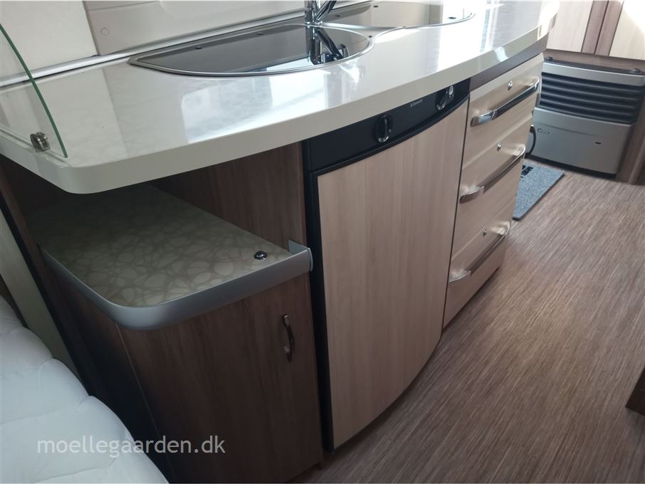 Hobby De Luxe 440 SF