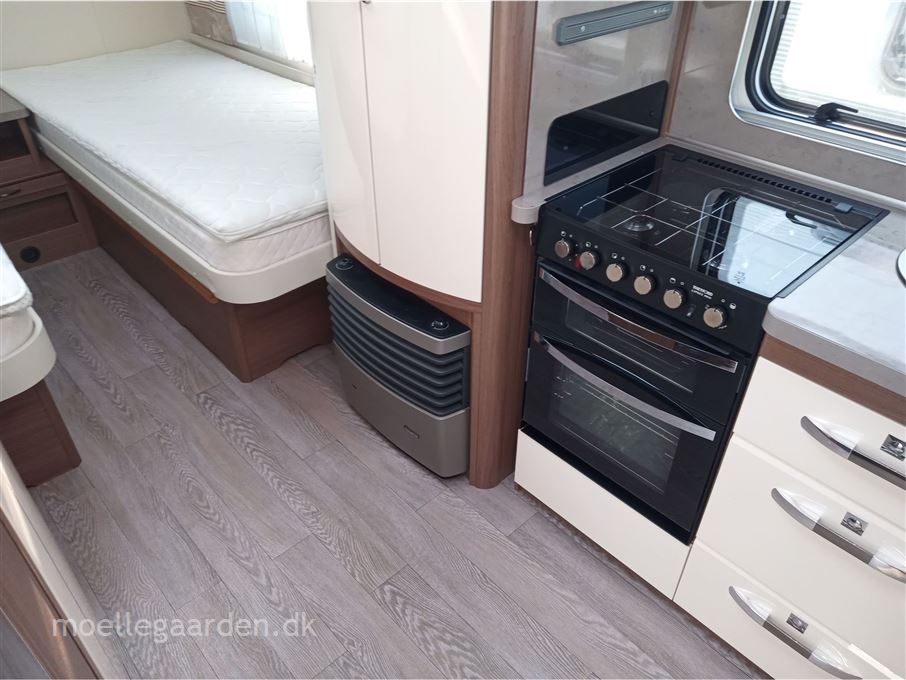 Hobby Prestige 560 LU