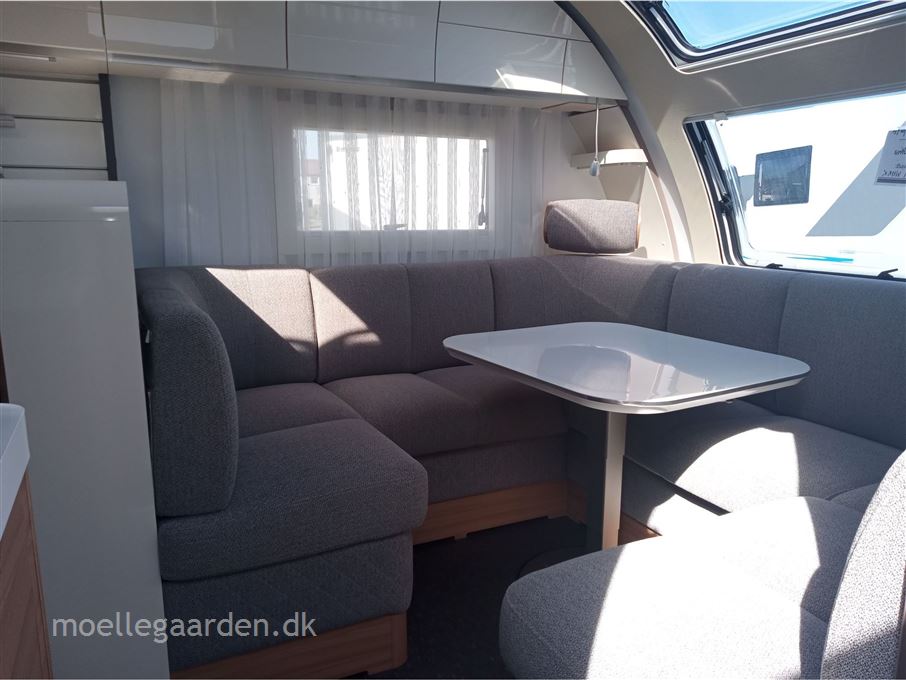 Adria Alpina 573 UP