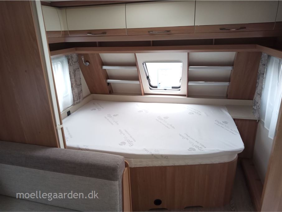 Hobby De Luxe 545 KMF
