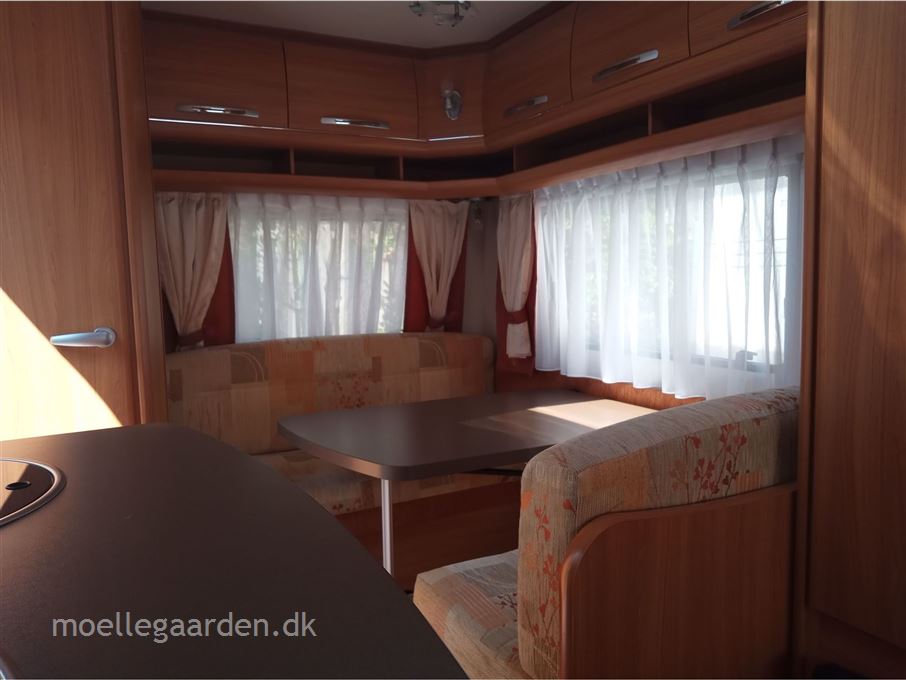 Hobby De Luxe 400 SF