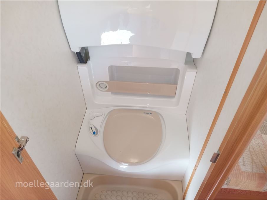 Hobby De Luxe 400 SF