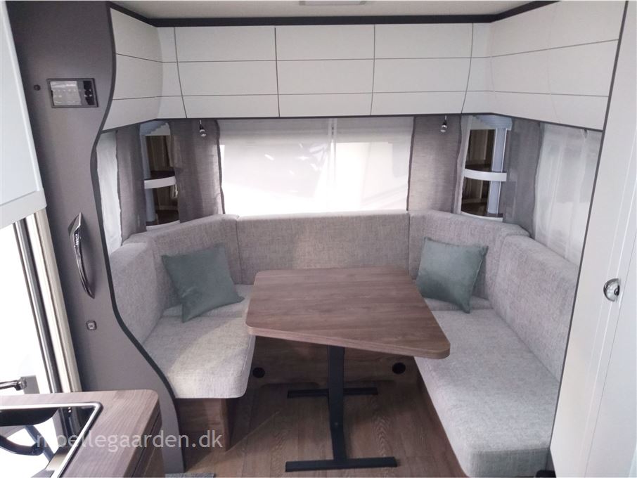 Hobby Excellent Edition 495 UL