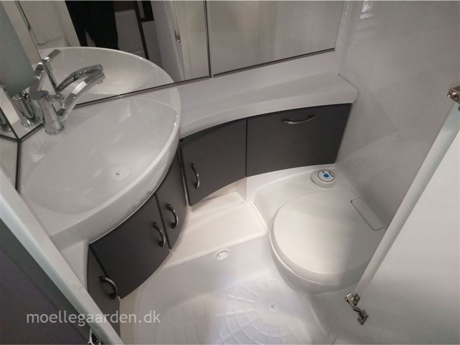 Hobby Excellent Edition 495 UL