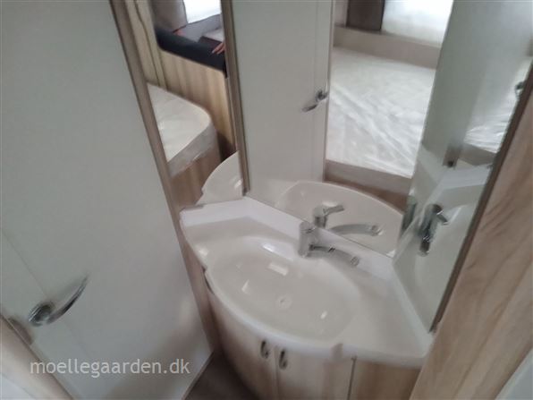 Hobby De Luxe 400 SFE