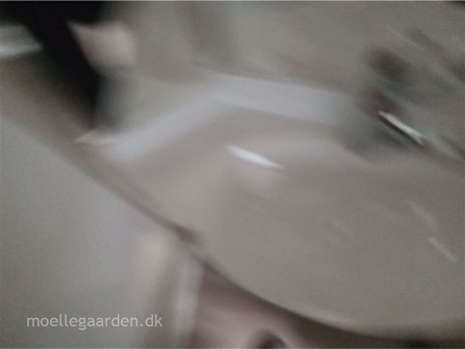 Hobby De Luxe 400 SFE