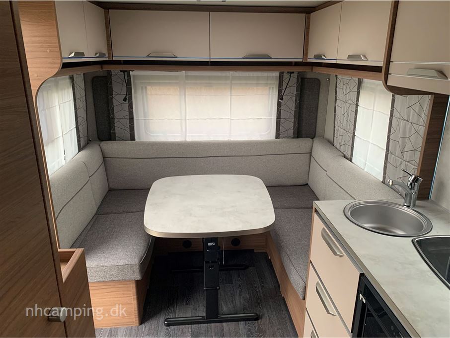 Knaus Sport 450 FU