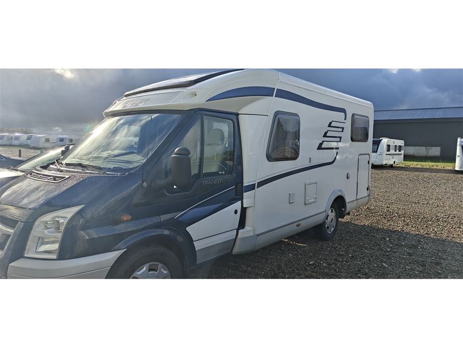 Hymer Van 572