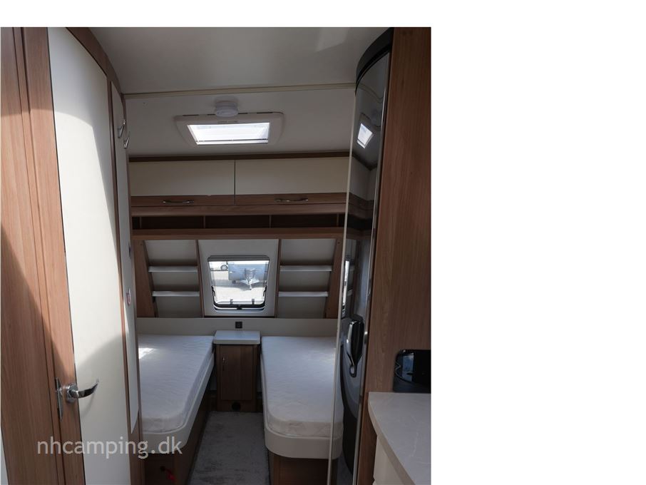 Hobby De Luxe 495 UL