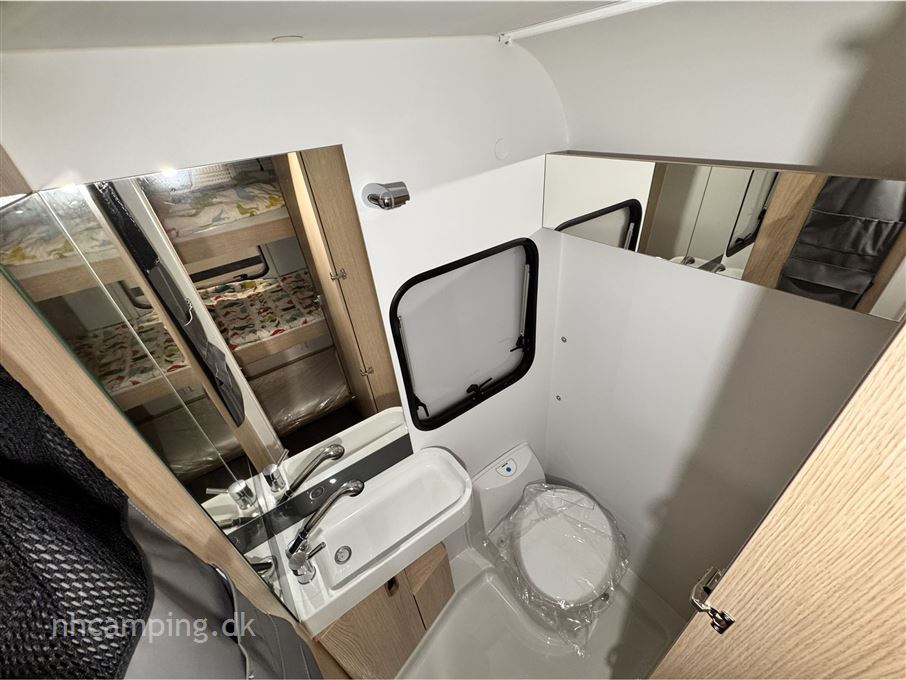 Adria Aviva 522 PT 3 køjer