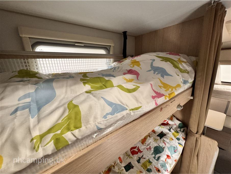 Adria Aviva 522 PT 3 køjer