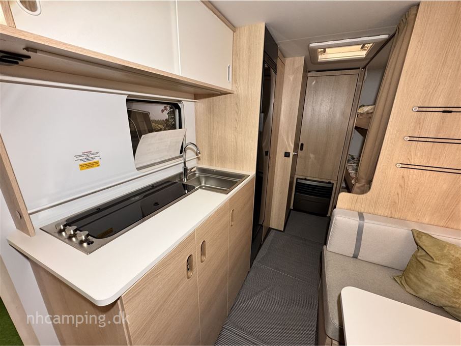 Adria Aviva 522 PT 3 køjer