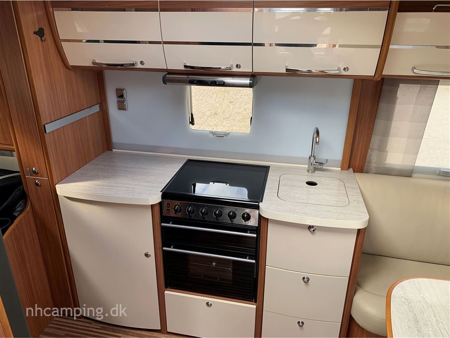 Adria Alpina 613 UT